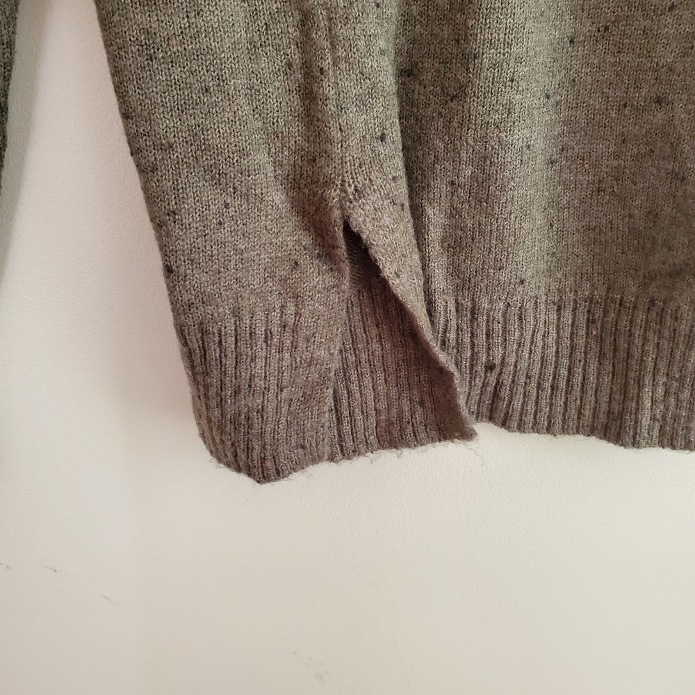 Madewell Donegal Jason V-Neck Sweater - Picture 7 of 10